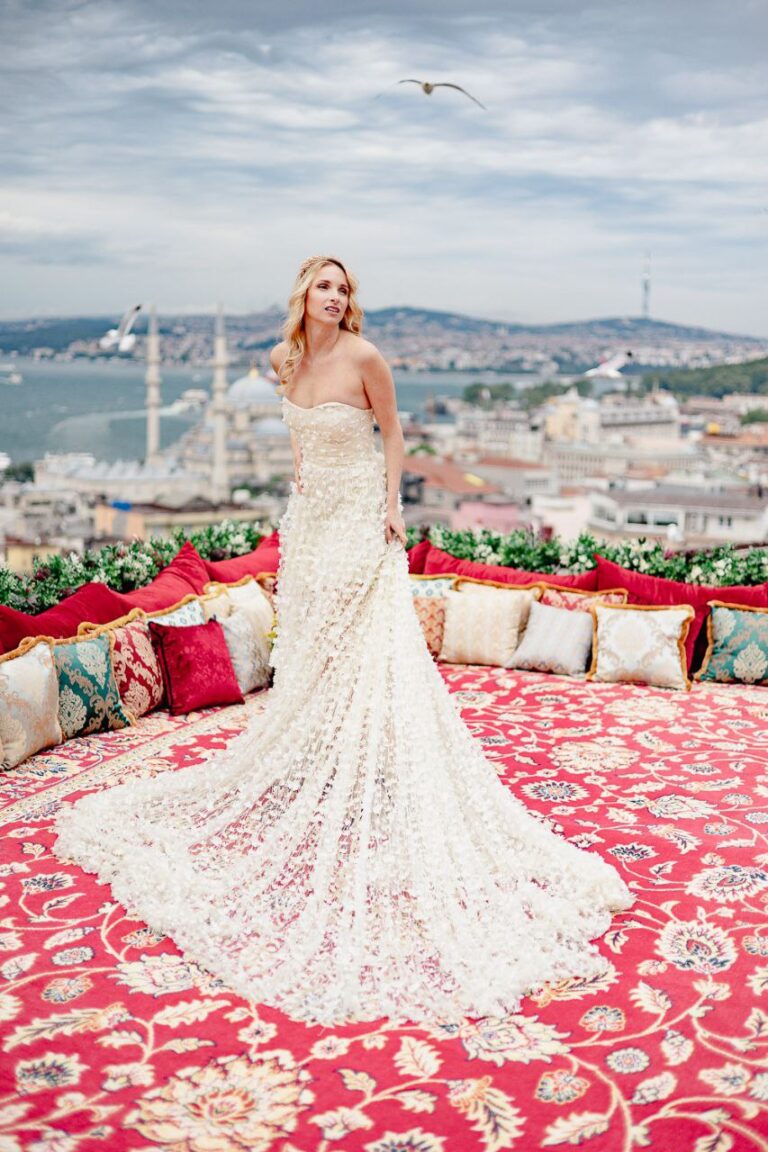 Elopement photoshoot at Constantinople